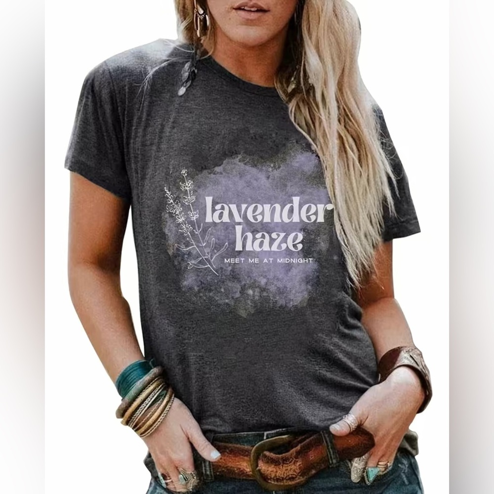 🪻NWOT! Lavender Haze Tee